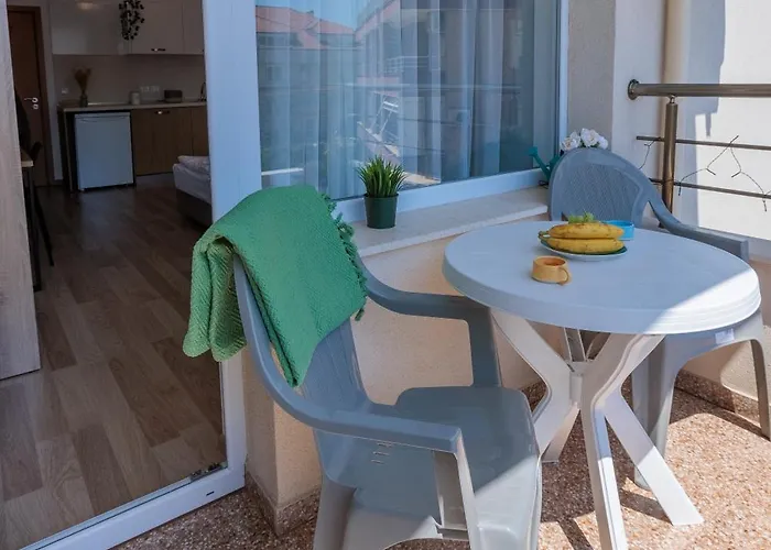 Flora Sarafovo Burgas City